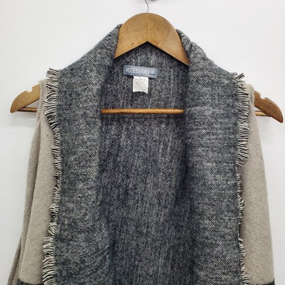 Womens One Size Cardigan Vest Waterfall Open Front Striped Fringe Hem Gray Black - Picture 9 of 13